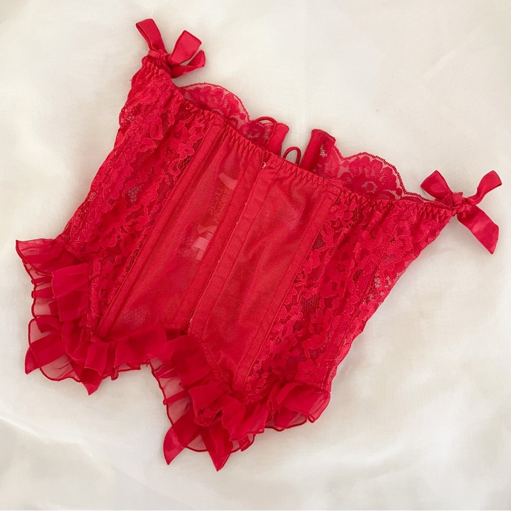 Red Lace Bustier - 34A/32B/30C - Picture 2 of 4